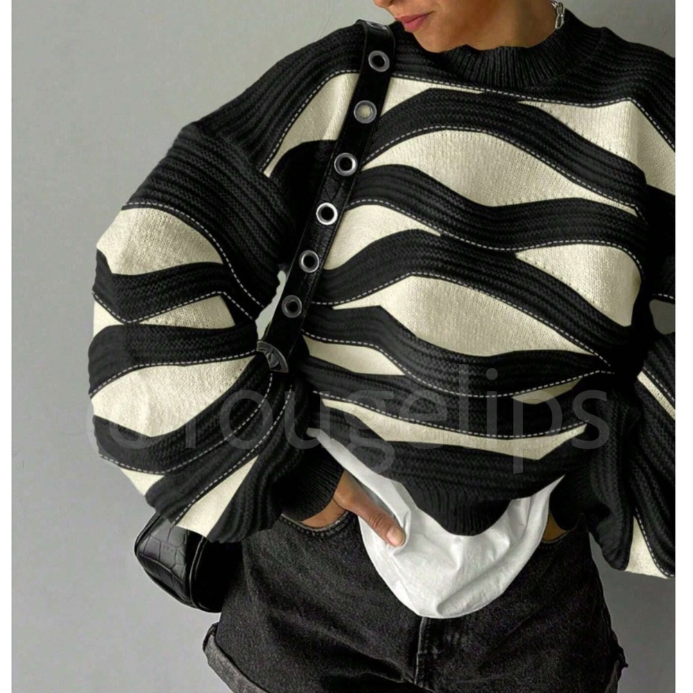 Black and Off White Textured Knit Pullover Sweater Lantern Sleeve